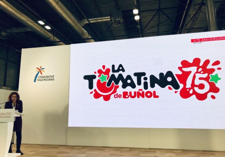 El Ayuntamiento de Buñol presenta en FITUR la imagen del 75 aniversario de La Tomatina